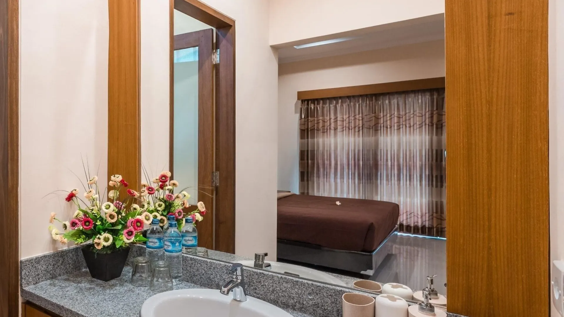 Kubu Petitenget Suite Seminyak