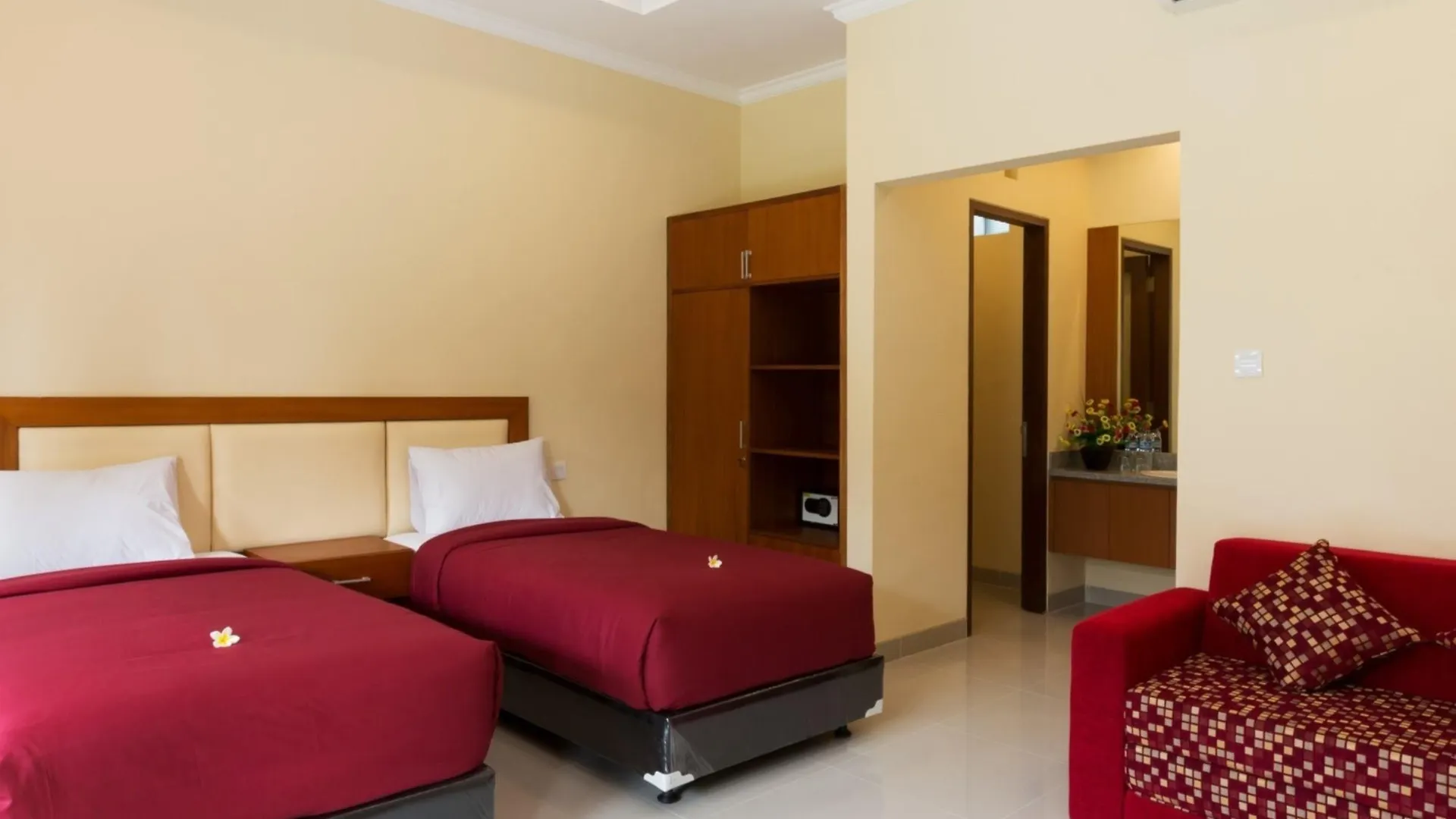 Kubu Petitenget Suite Seminyak Indonesia
