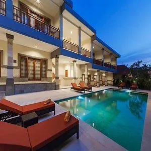 Kubu Petitenget Suite Seminyak 3*,